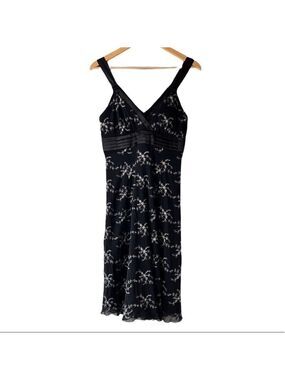 𝅺le CHÂTEAU Black V Neck Sleeveless Dress Size Small